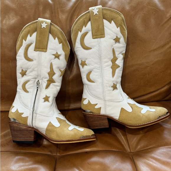 ❌SOLD❌Wandering Coyote x Rue De Seine Frontier NIB - Picture 12 of 14